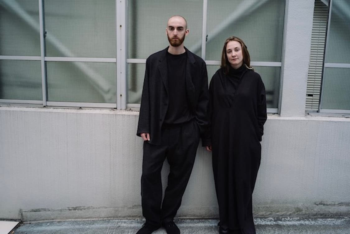 (2) 코모리 캐시미어 실크 셋업 차콜 23AW  상품이미지9