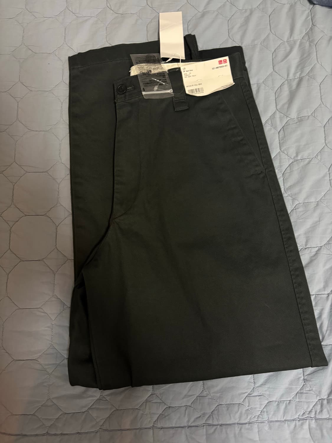 유니클로 와이드핏 치노팬츠 다크그레이 상품이미지2