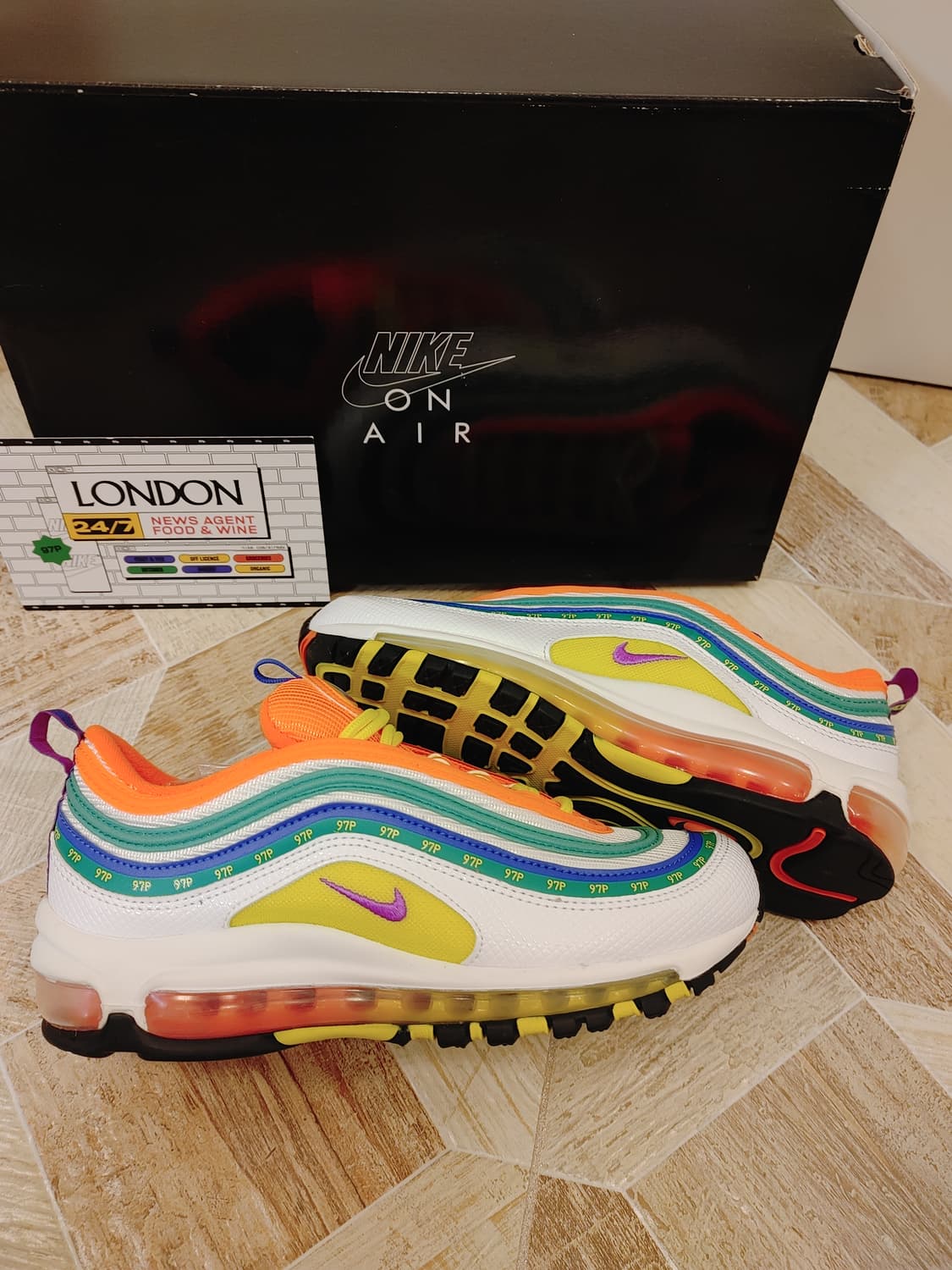 나이키 온에어 에어맥스97 런던 상품이미지2