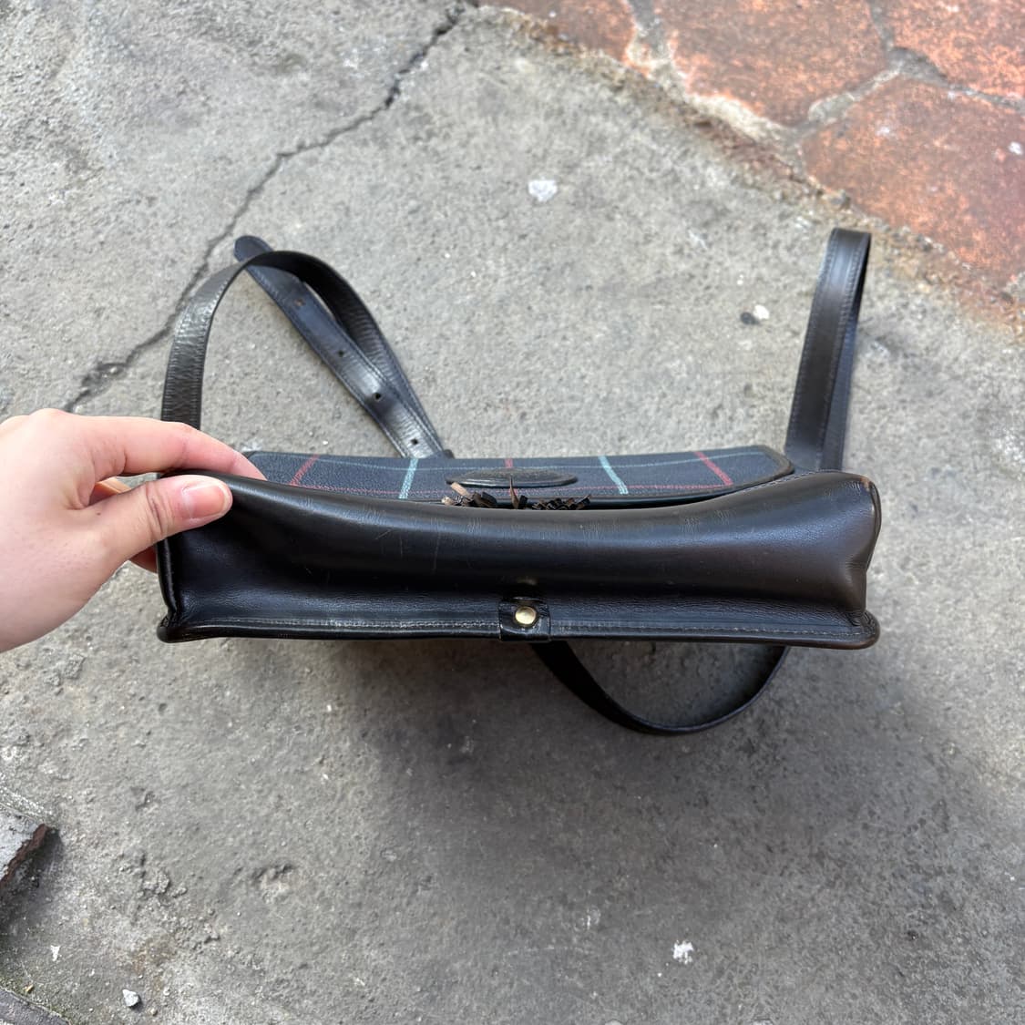 Burberry 버버리 체크 크로스백 가방 상품이미지3