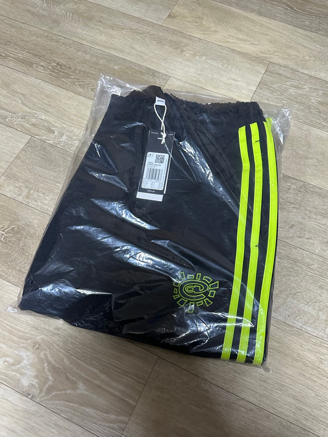 올웨이즈 x 아디다스 팬츠 상품이미지1