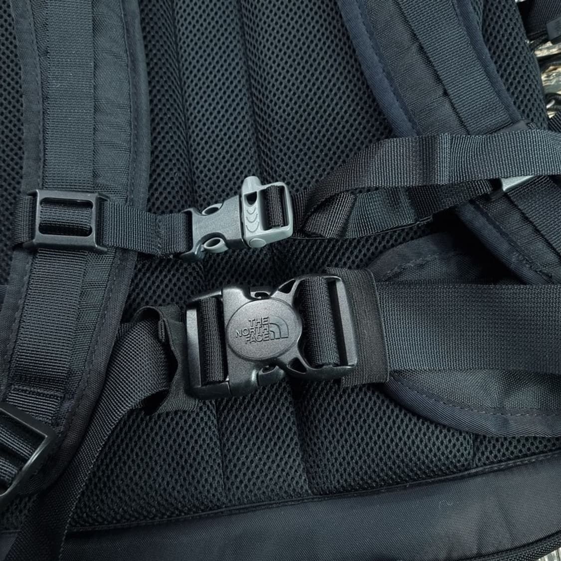 [노스페이스] 콰사 고프코어 마운틴 백팩 블랙 M19382 상품이미지7