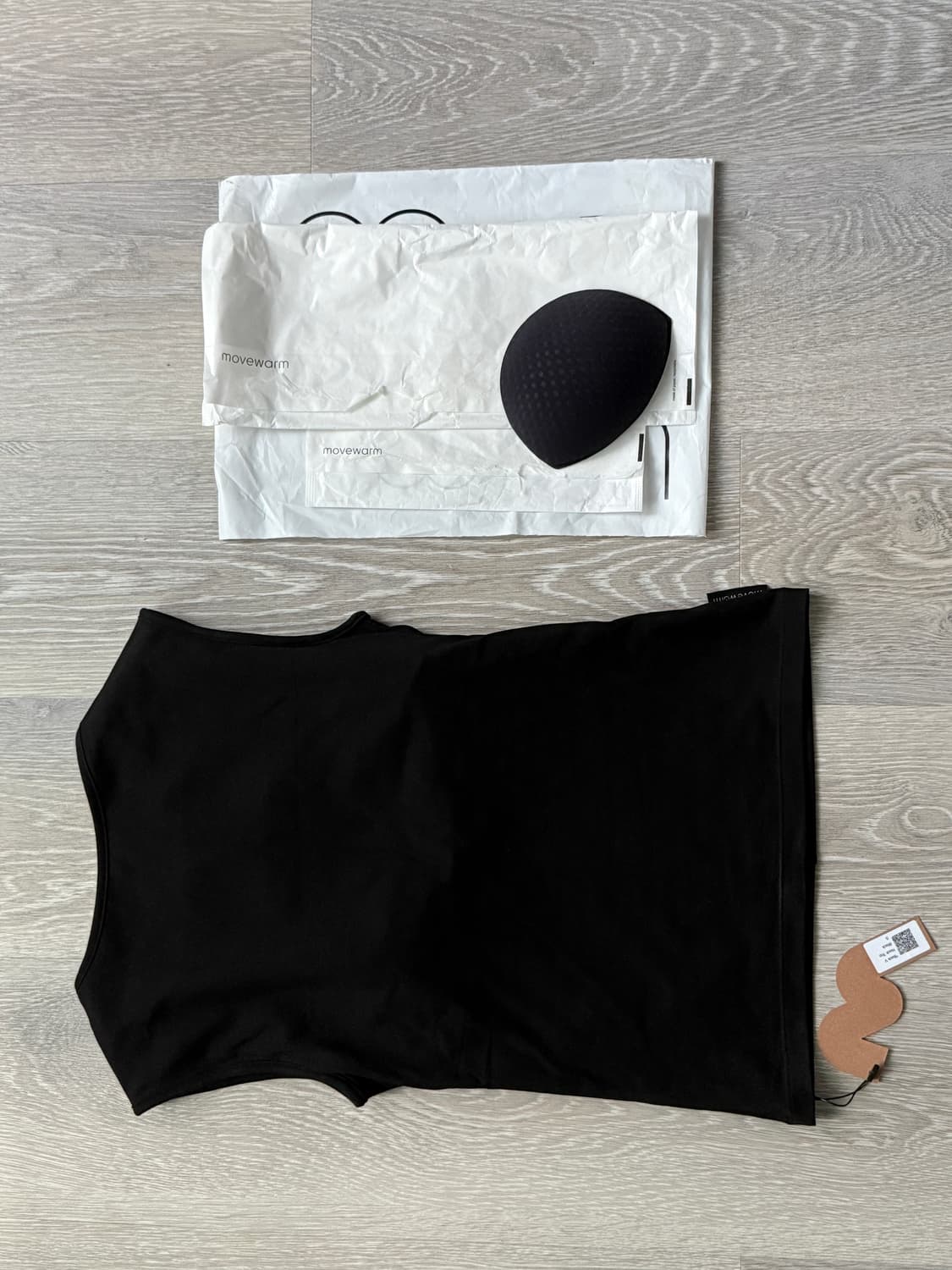 무브웜 브이넥 티 티셔츠 Back V Neck Top 상품이미지1
