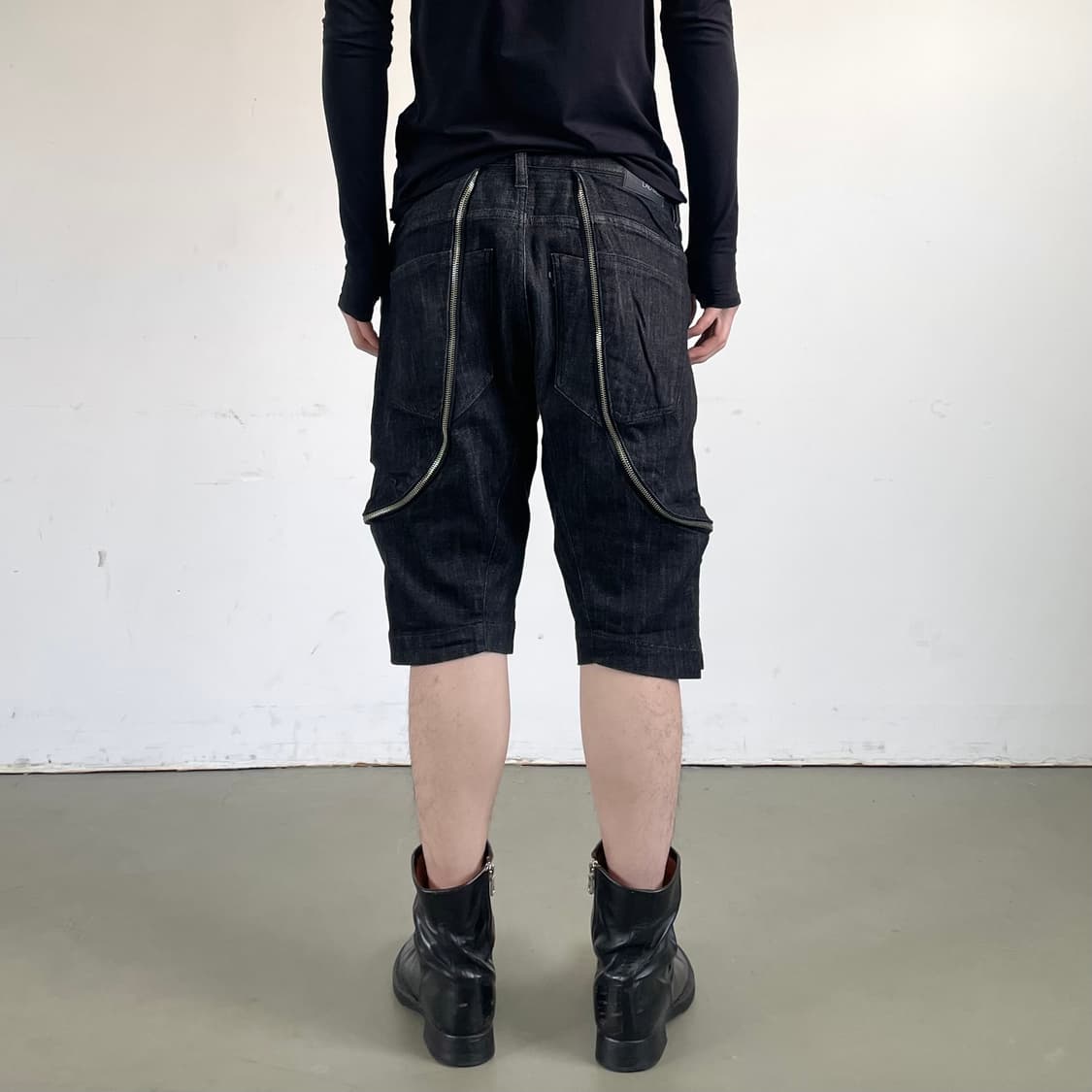 라드뮤지션 지퍼 디테일 쇼츠 상품이미지4