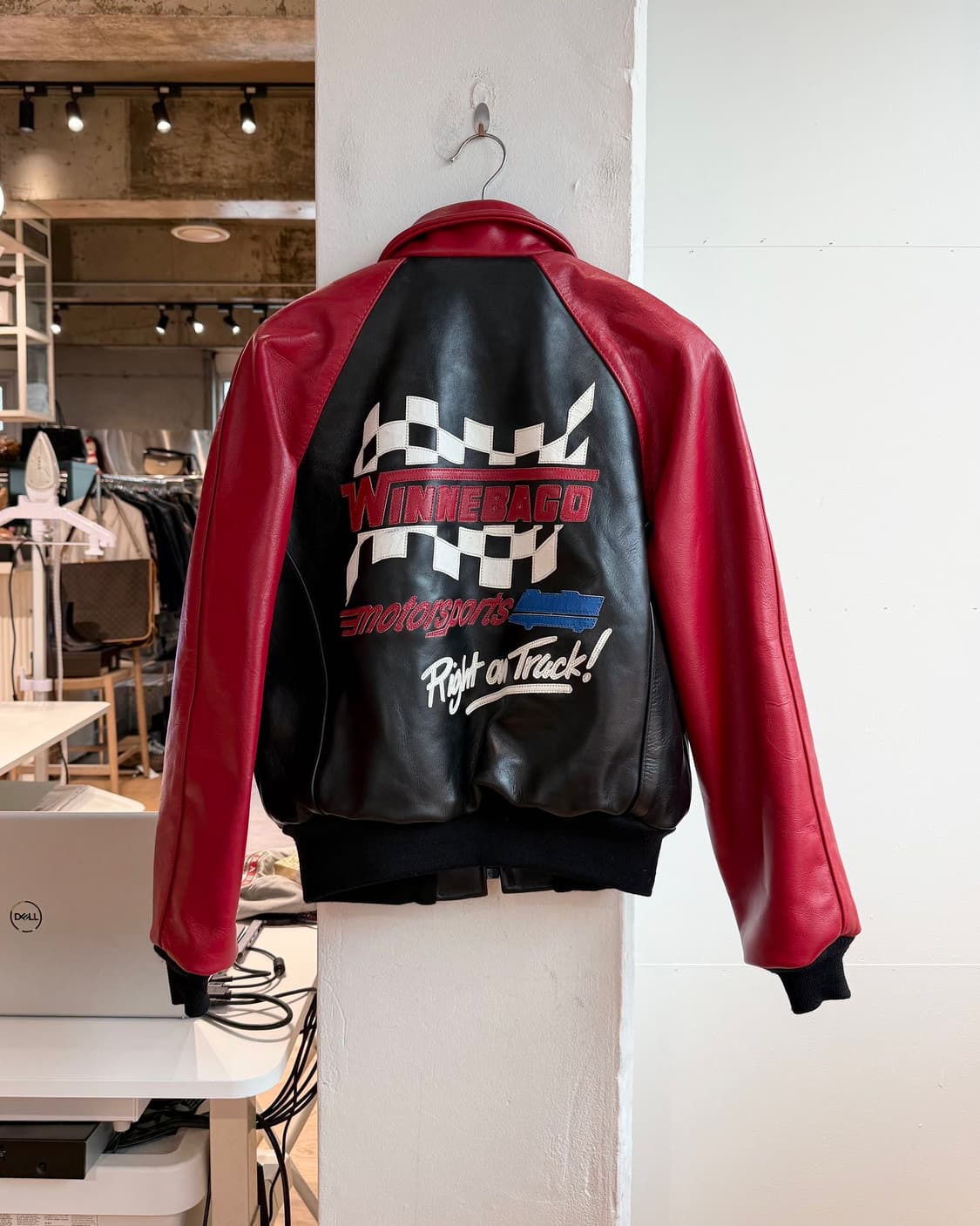 밴슨 레드 블랙 위네바고 모터스포츠 레더 자켓  상품이미지7