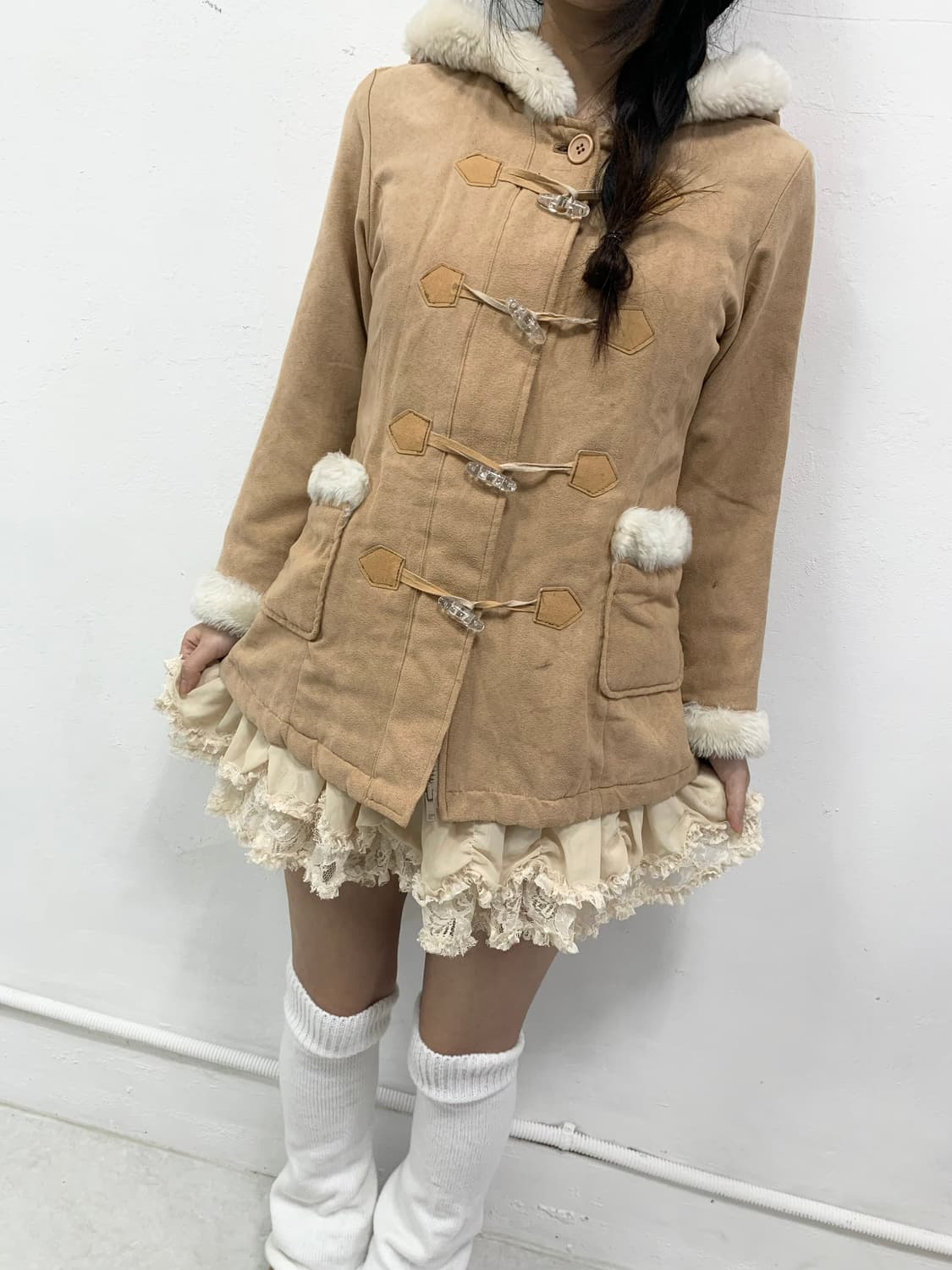 [PINKY PALETTE] 라떼갸루 리락쿠마 폭닥 떡볶이 코트 상품이미지3