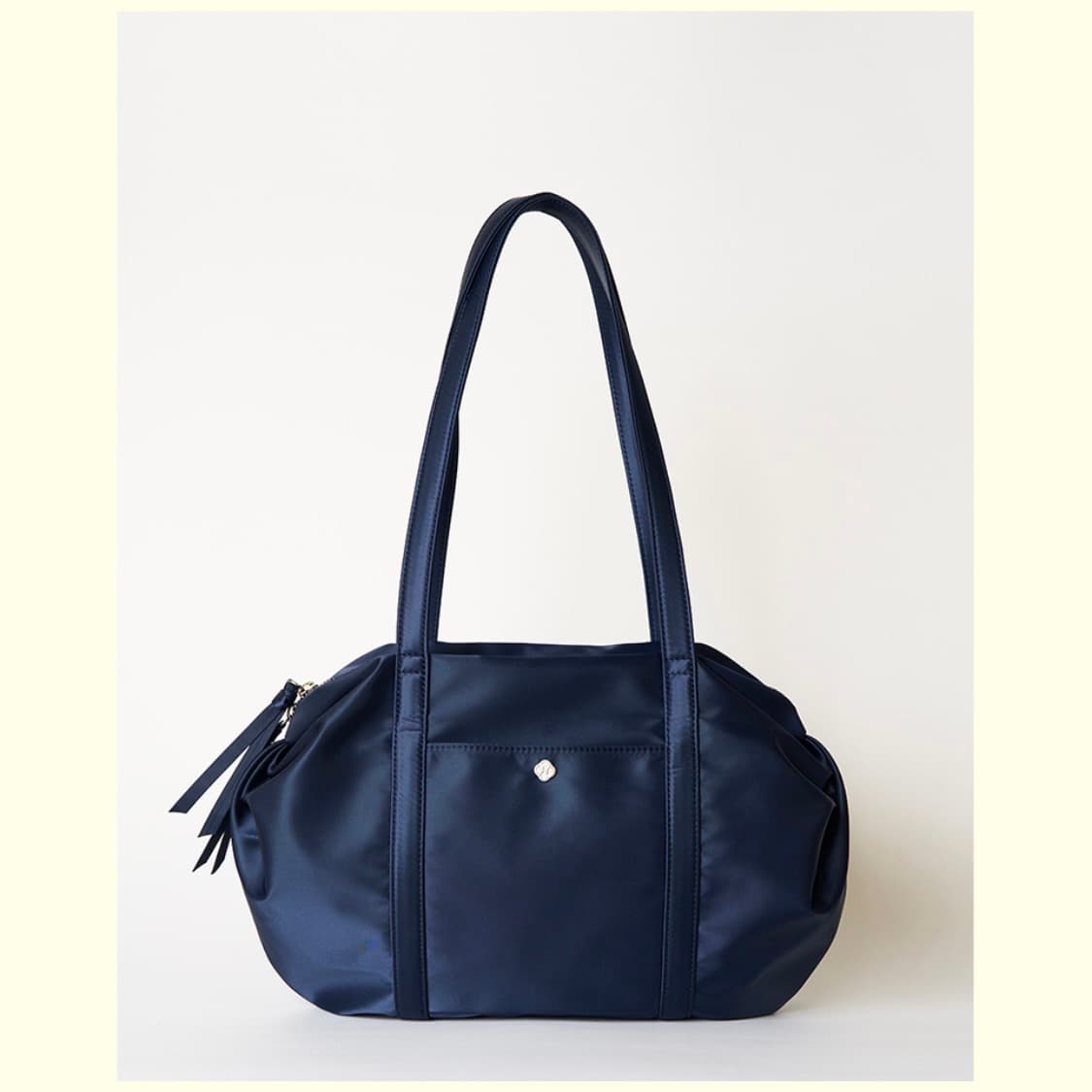 히어리 오로라 셔링 더플백 네이비 상품이미지4