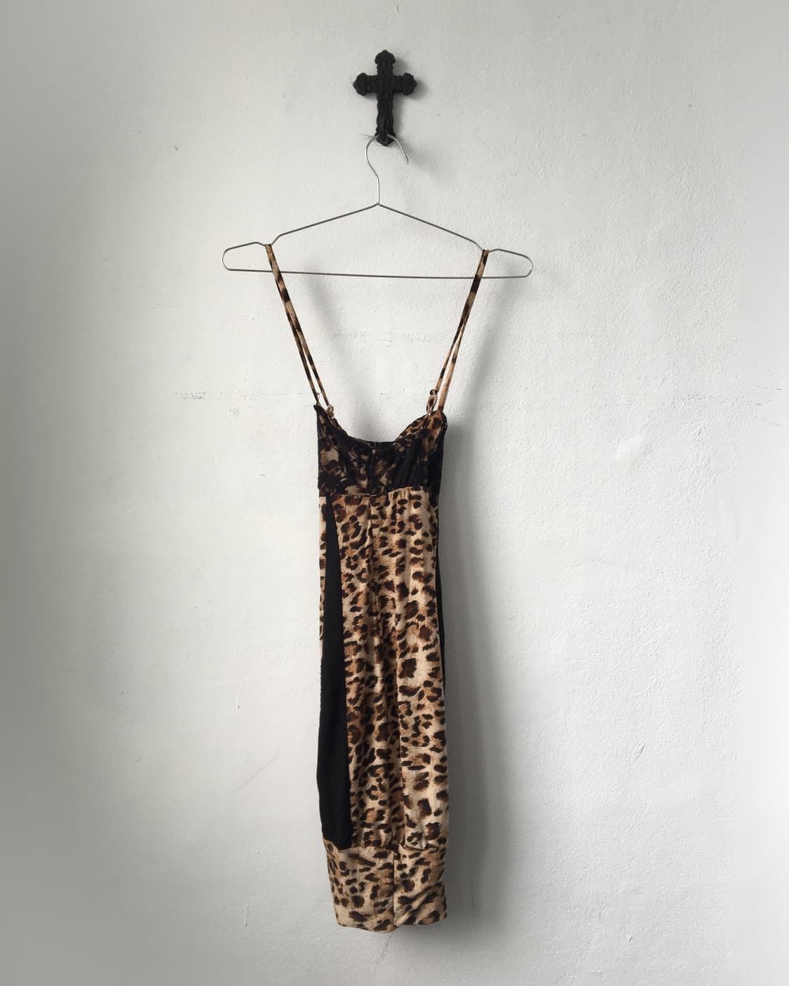 Lace up point leopard pattern slip onepi 상품이미지3