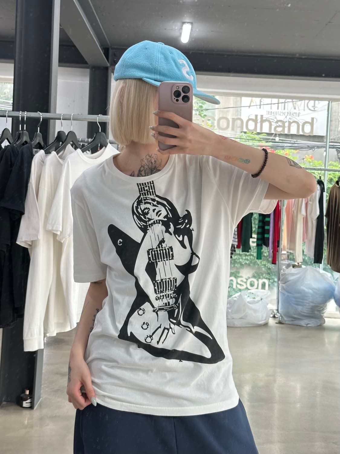 히스테릭 글래머 기타걸 그래픽 반팔 티셔츠 상품이미지1