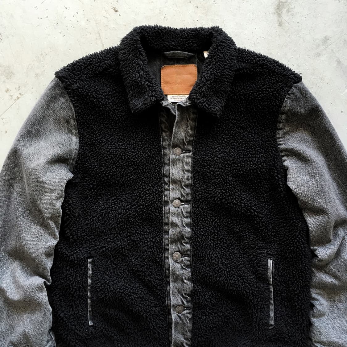 Levi’s Grizzly Sherpa Denim Jacket 상품이미지2