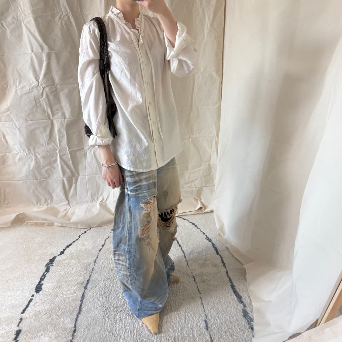 Ruffle Collar Long Sleeve Shirt  상품이미지2