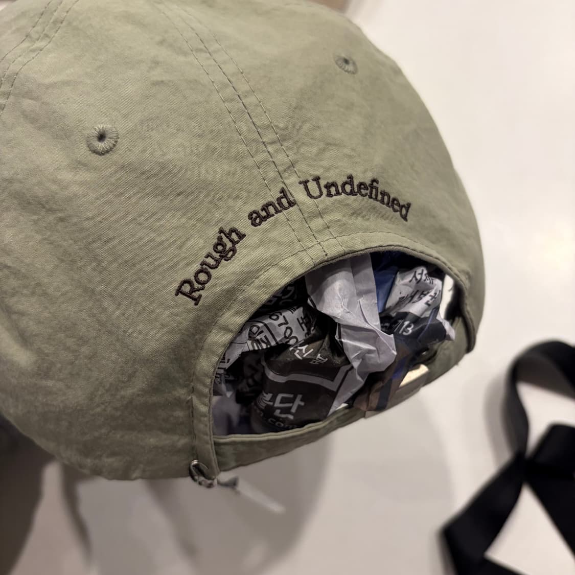 마뗑킴 볼캡 카키색 모자 상품이미지3