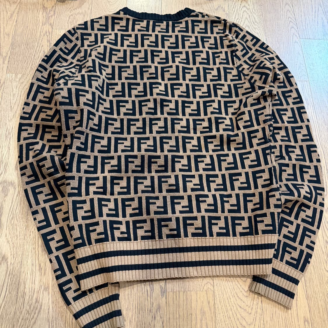 펜디 FF 로고 자카드 니트 스웨터 상품이미지6