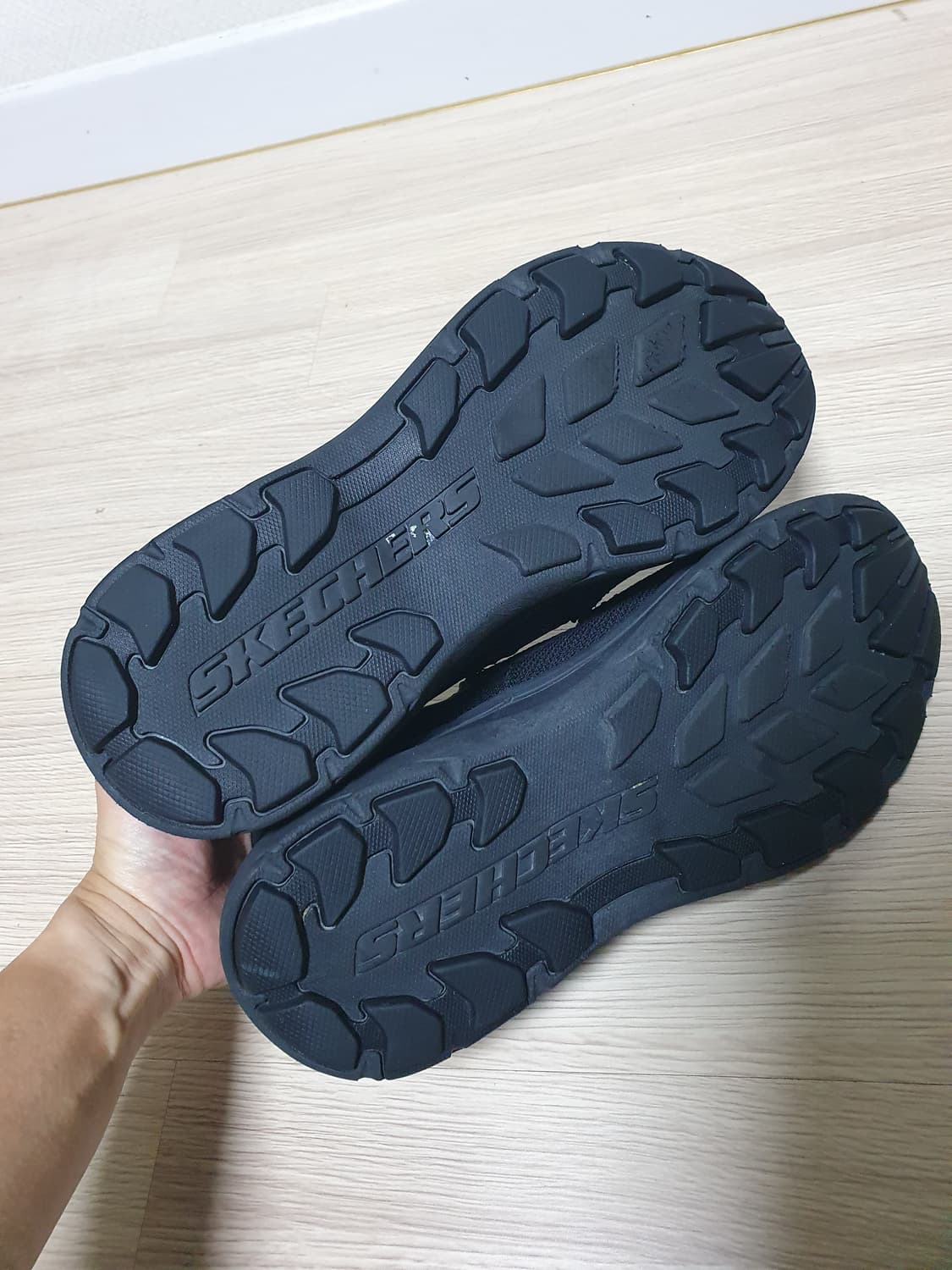 스케쳐스 남성 블랙 슬립온 270 상품이미지7