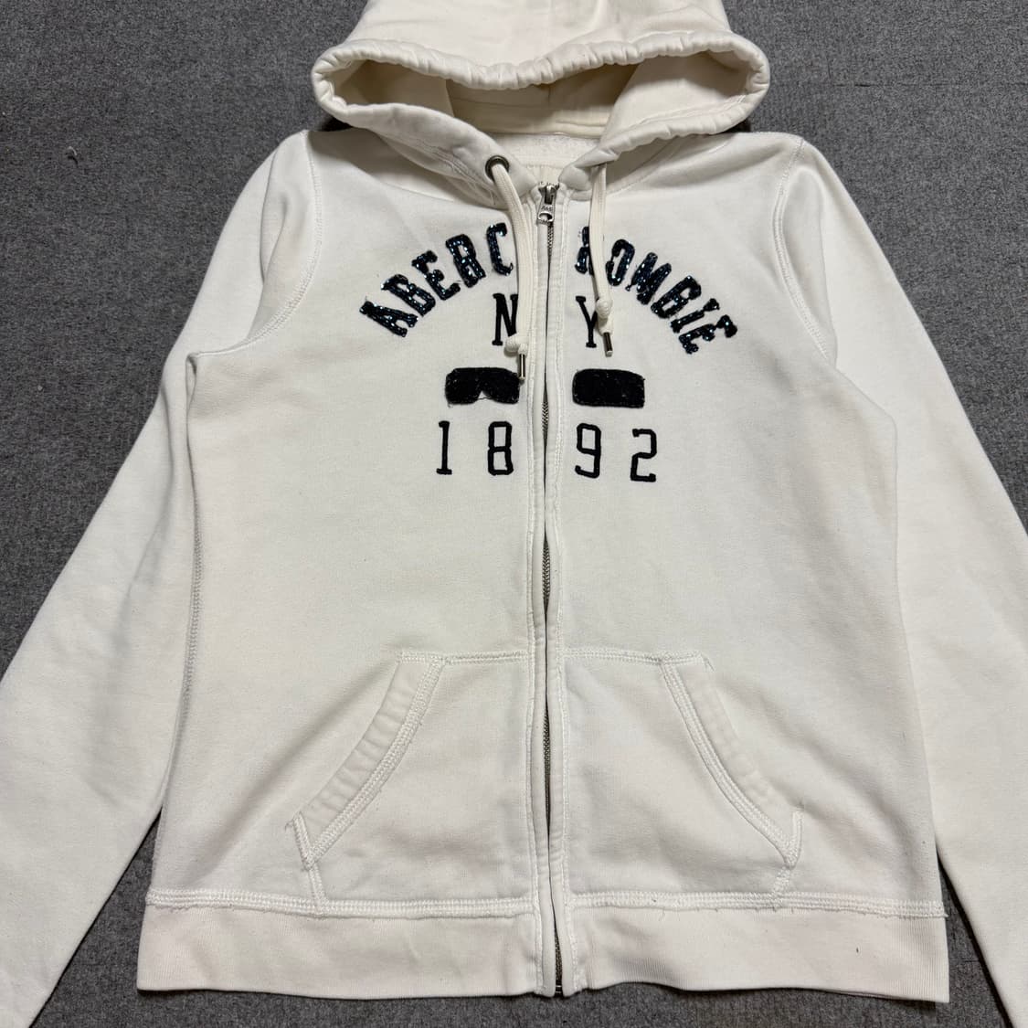 슬림핏 대장템 아베크롬비 화이트 후드집업 M 상품이미지2