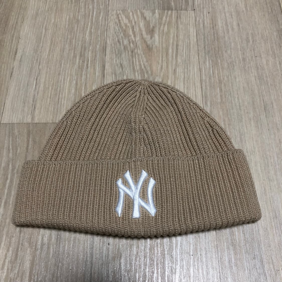 (ONE SIZE) 새상품 엠엘비 MLB 베이직 숏비니 NY 베이지 상품이미지1