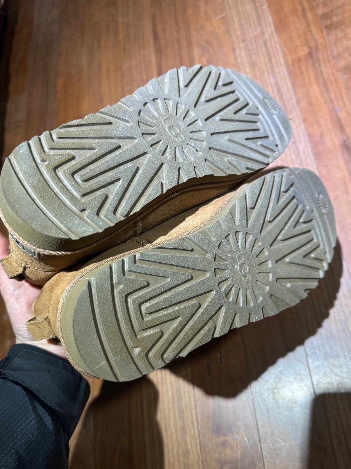 어그 클래식 미니 270 상품이미지3