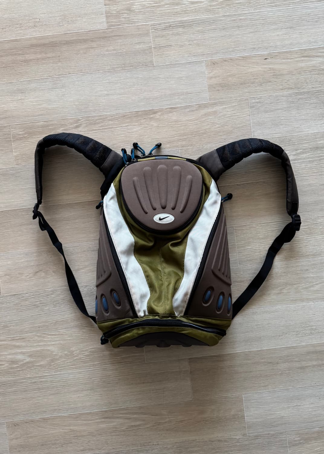 나이키 00s 백팩 상품이미지1
