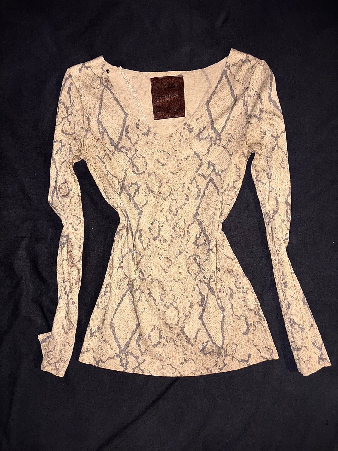 GOA Python sleeves 상품이미지1