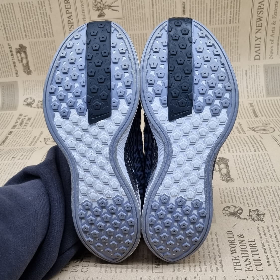 나이키 줌 페가수스 터보2 여성런닝화235  상품이미지3