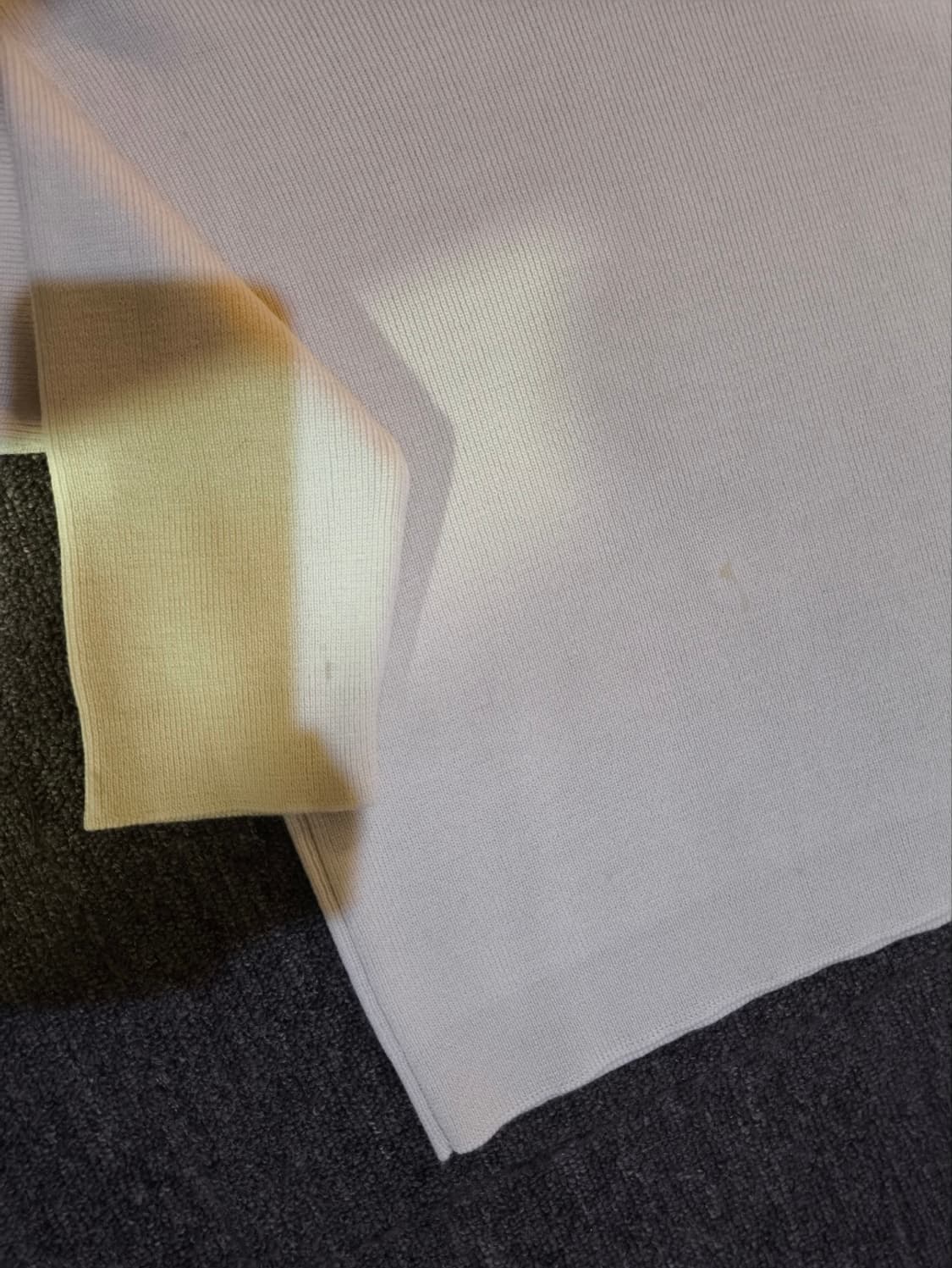 M사이즈 스톤아일랜드 니트 상품이미지4