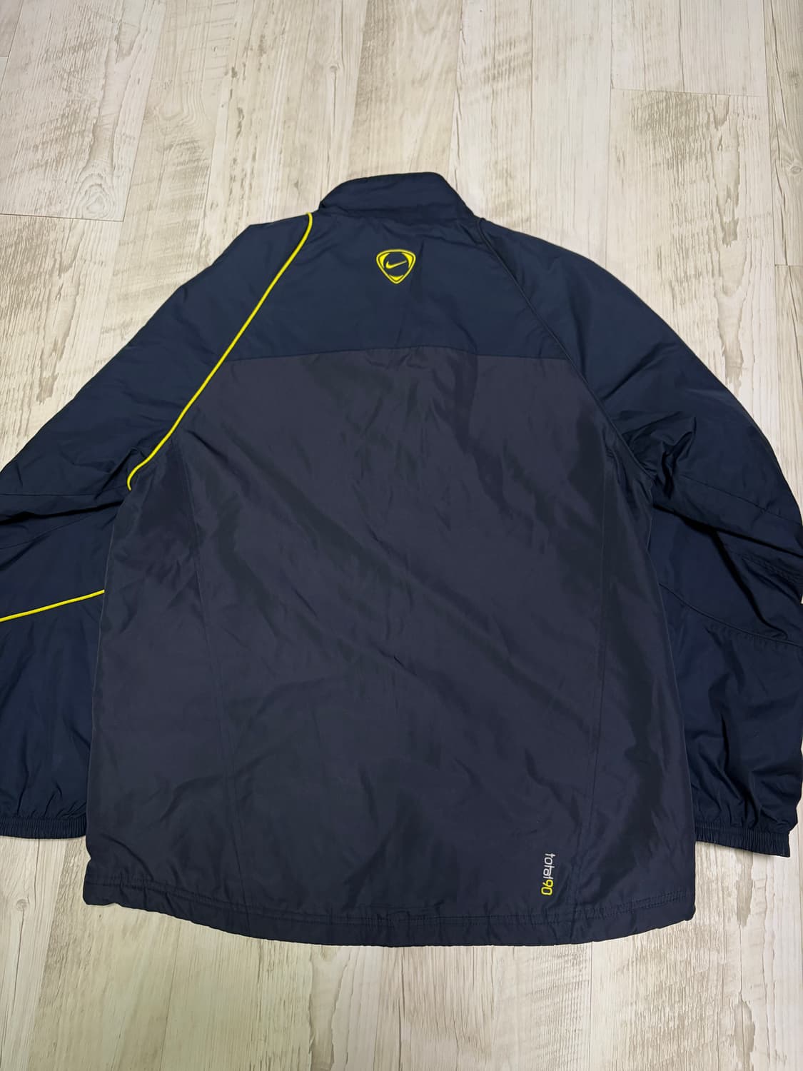 [L] 나이키 토탈90 클라이마핏 바람막이 상품이미지4