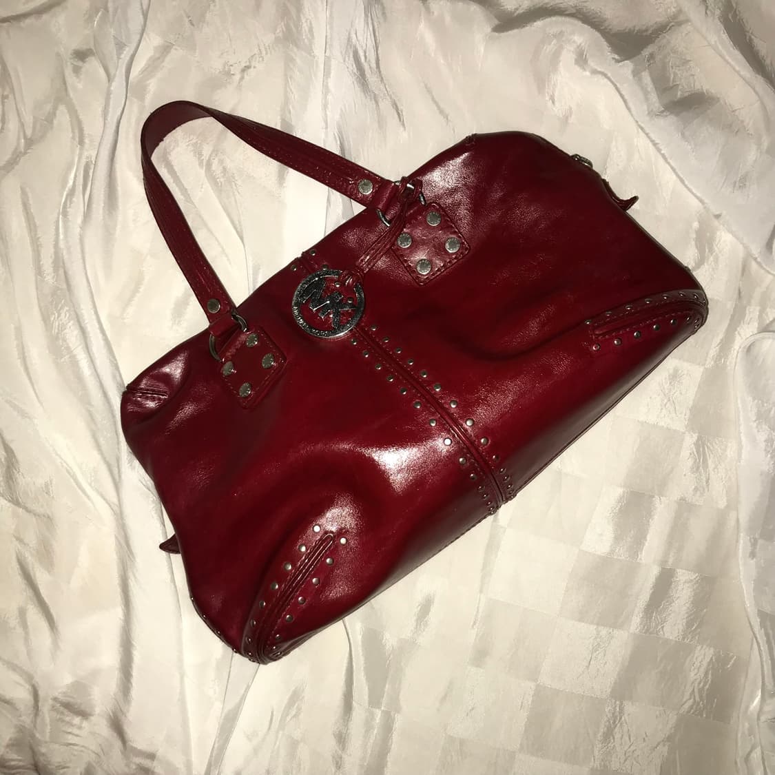 Michael Kors 마이클코어스 레드 레더 스터드 백 상품이미지3