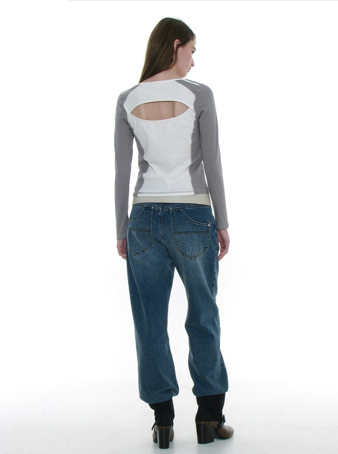 파르티멘토우먼 - 컷 아웃 브이넥 컬러블락 롱슬리브 티 상품이미지2