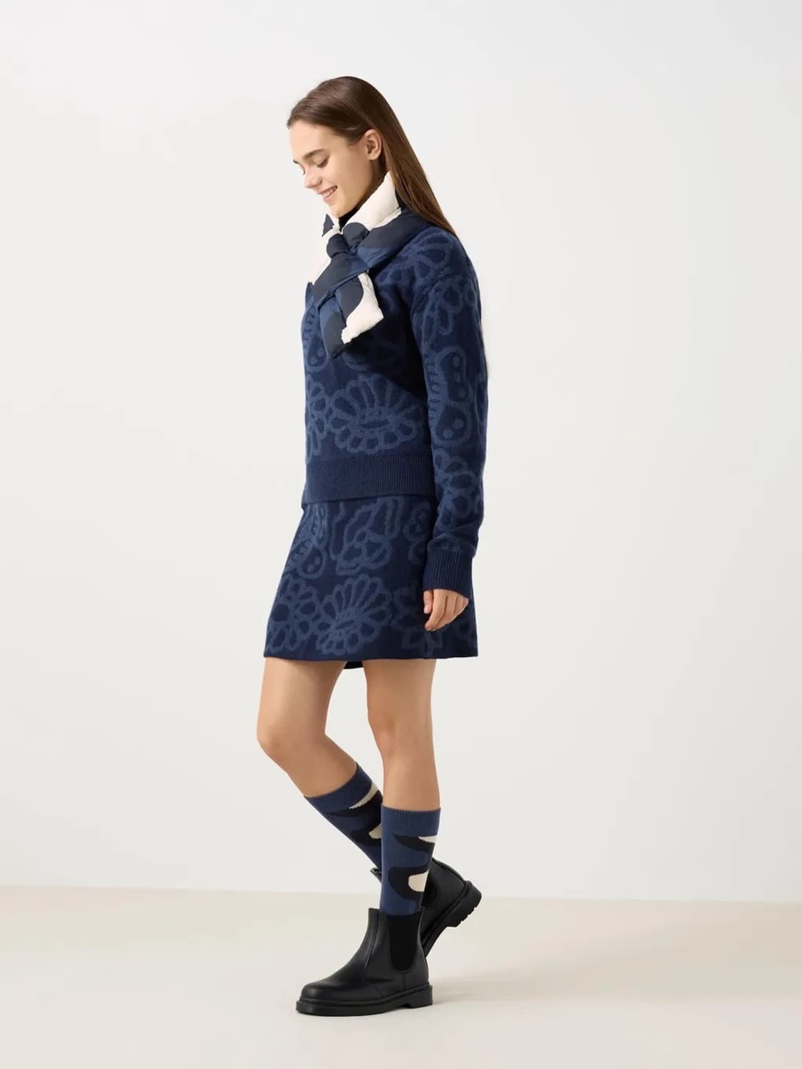 유니클로 마리메꼬 울 스커트_네이비 상품이미지3