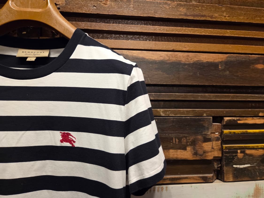 버버리 클래식 티셔츠 상품이미지2