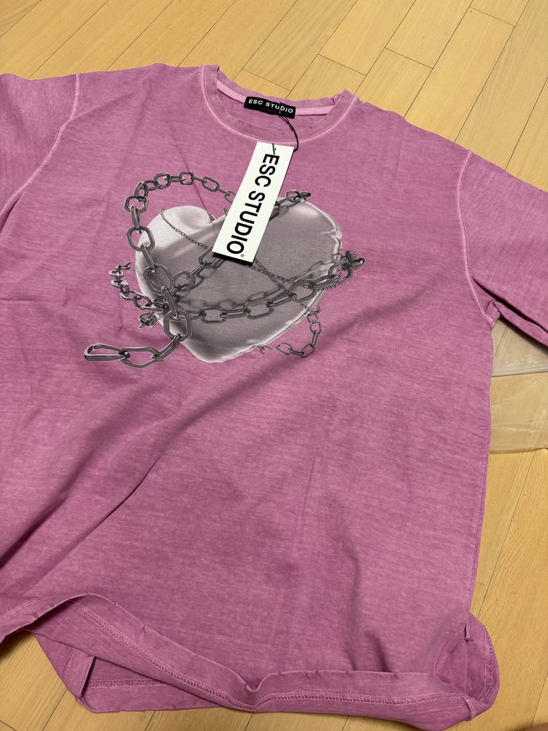 택보유 새상품 esc studio 반팔 상품이미지2