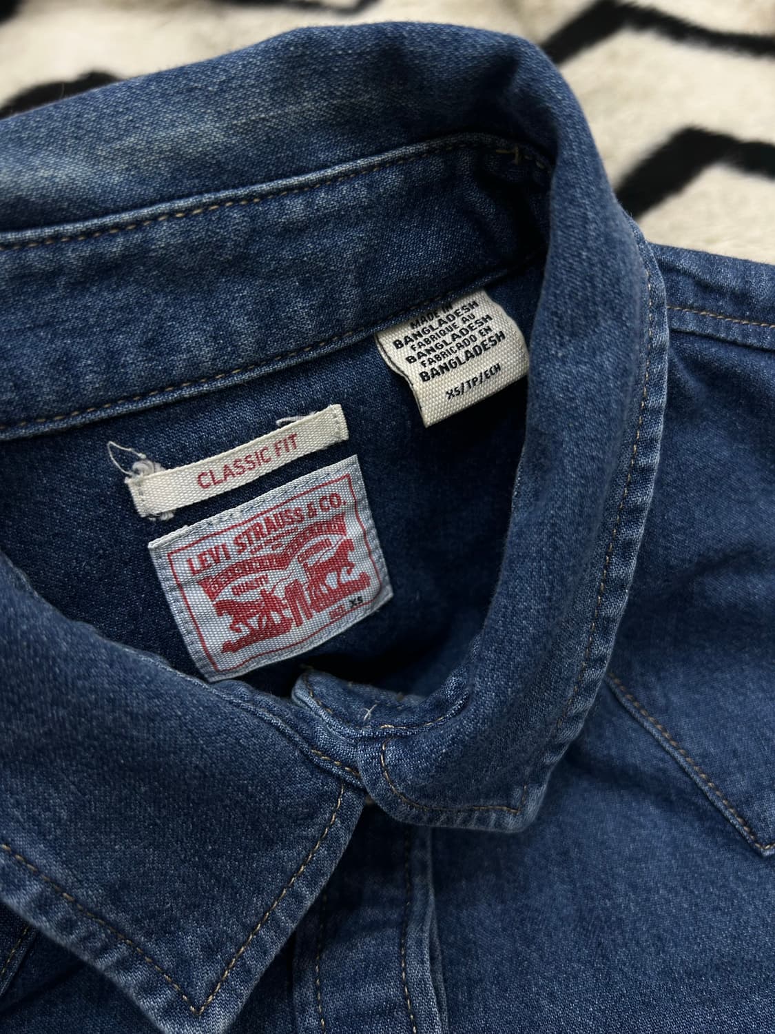 [XS]리바이스 클래식핏 웨스턴 데님셔츠/진청 상품이미지5