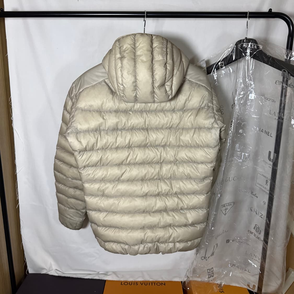 [M사이즈,품절모델] 아크테릭스 세륨 후디 룬 경량패딩 상품이미지5