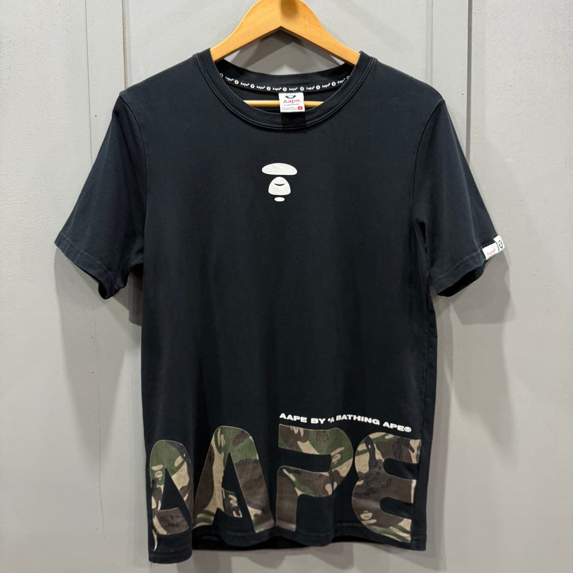 M Aape 베이프 에이프 카모 레터링 반팔 티셔츠 상품이미지1