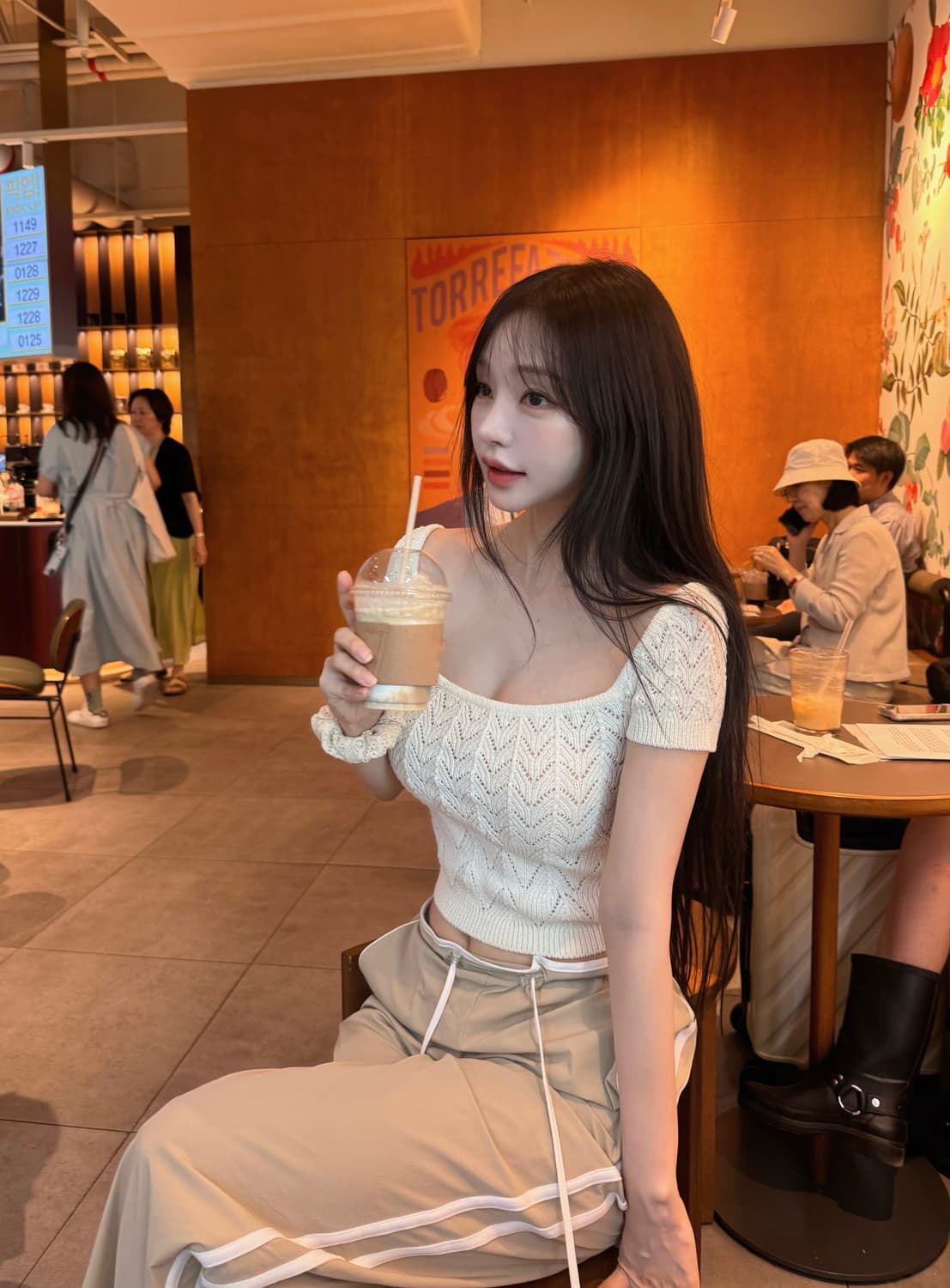 카인다미 스퀘어넥 물결 니트 크림 상품이미지10