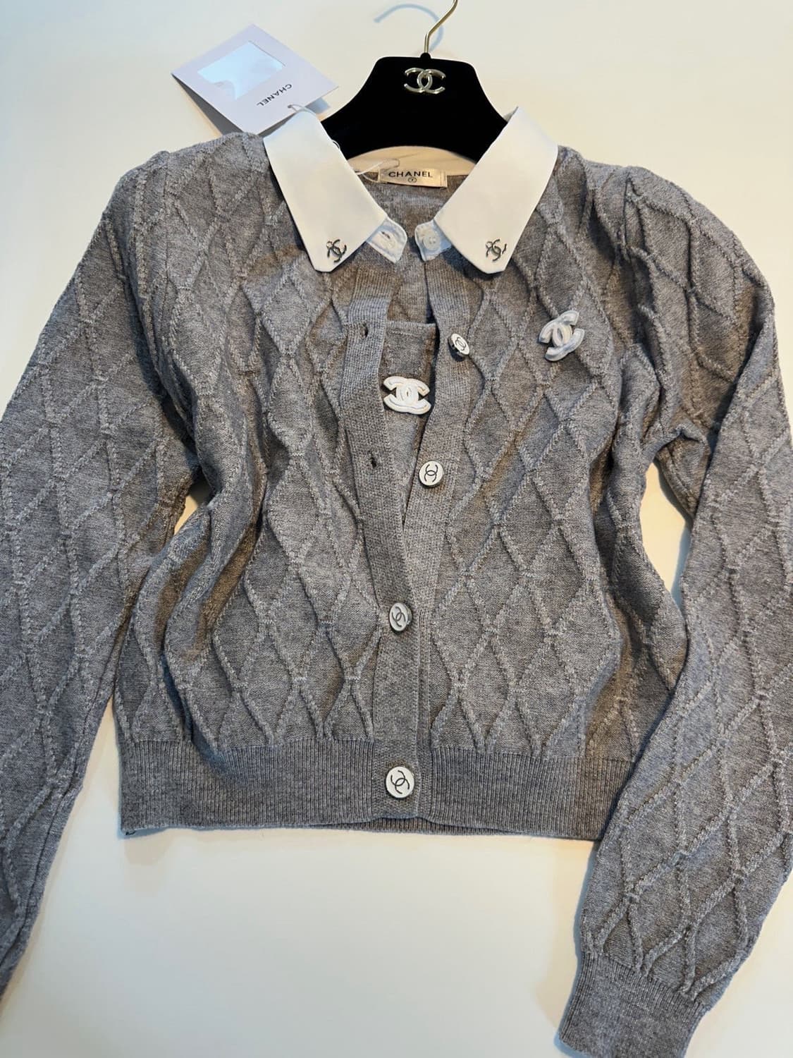 (새상품)샤넬카라가디건나시세트 상품이미지4