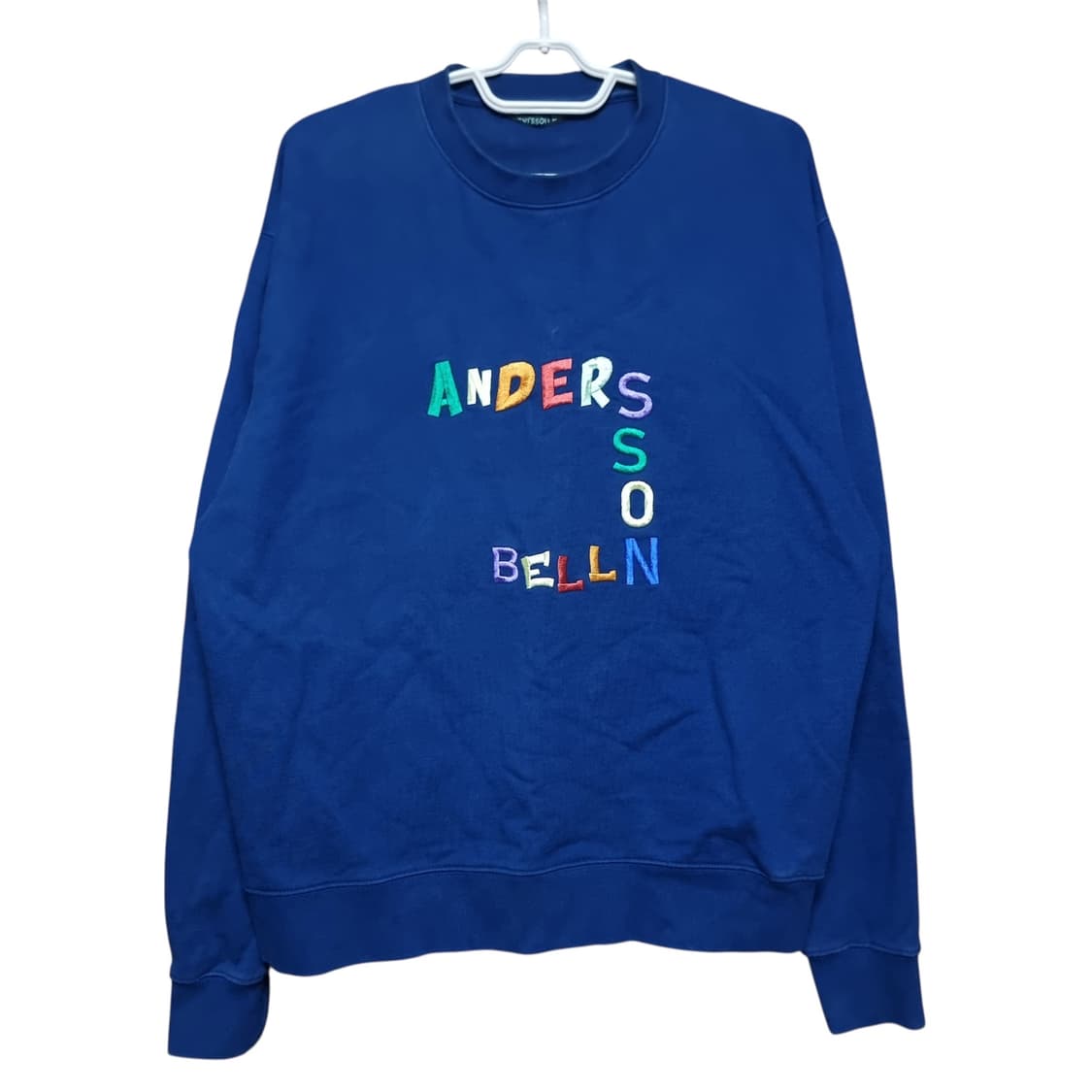 [Andersson bell] 블루 오버핏 자수 스웻셔츠 맨투맨 상품이미지1