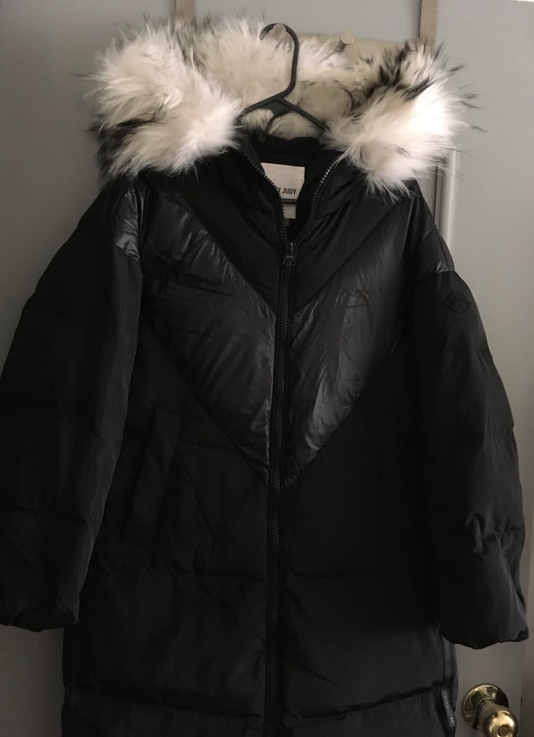 쥬시쥬디 퍼 다운 롱패딩 80사이즈 거의새거 상품이미지2