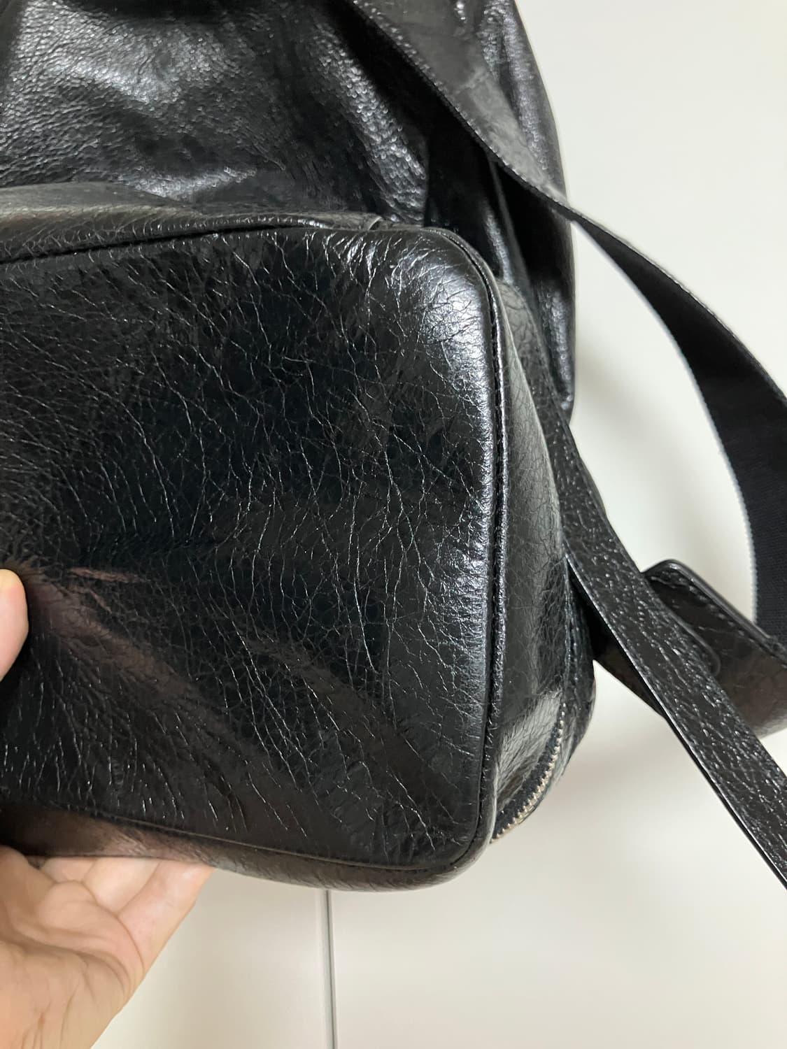 발렌시아가 트래블러 백팩 라지 블랙 상품이미지7