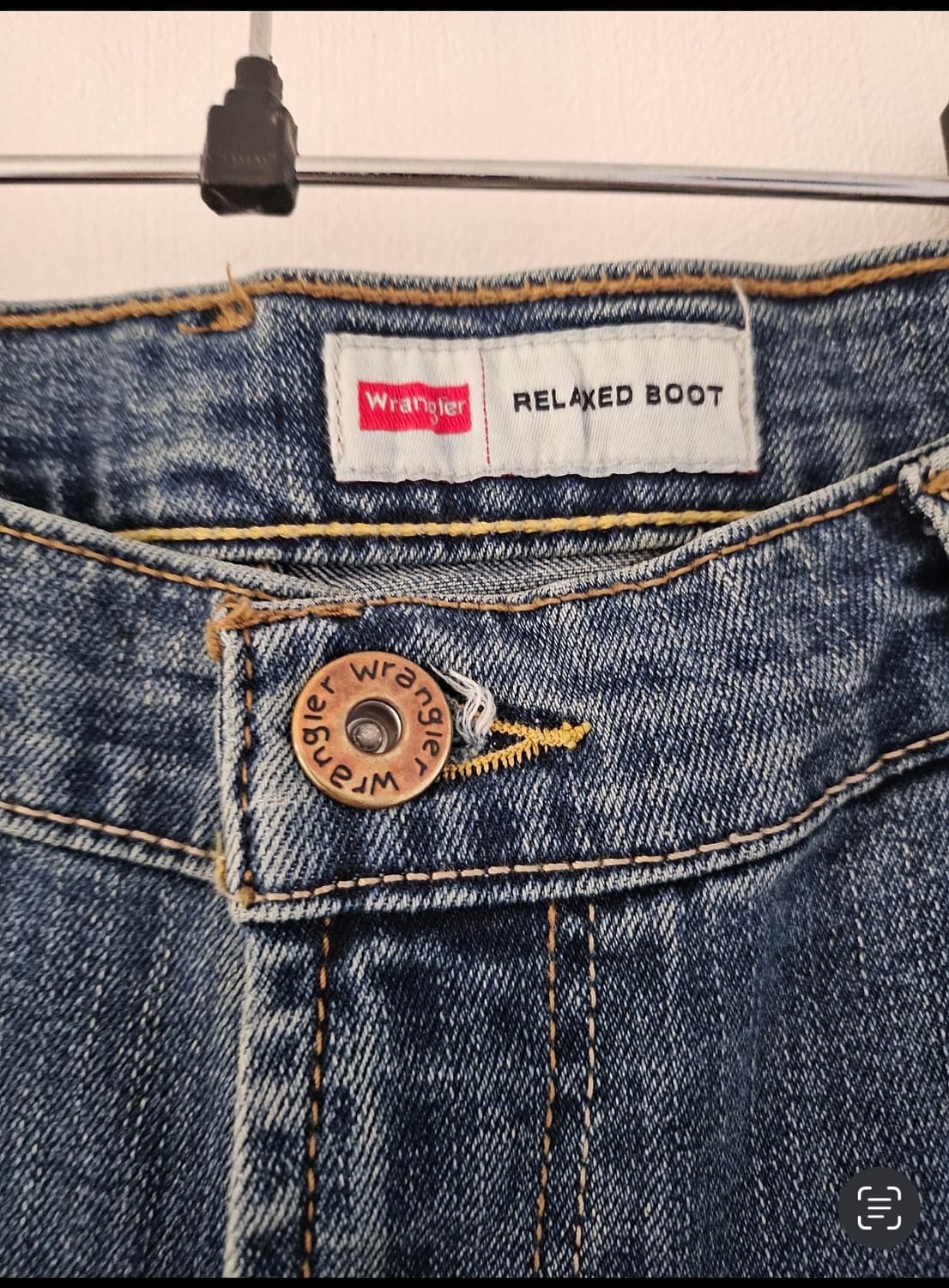 랭글러 부츠컷 데님 착샷있어요~ 상품이미지4