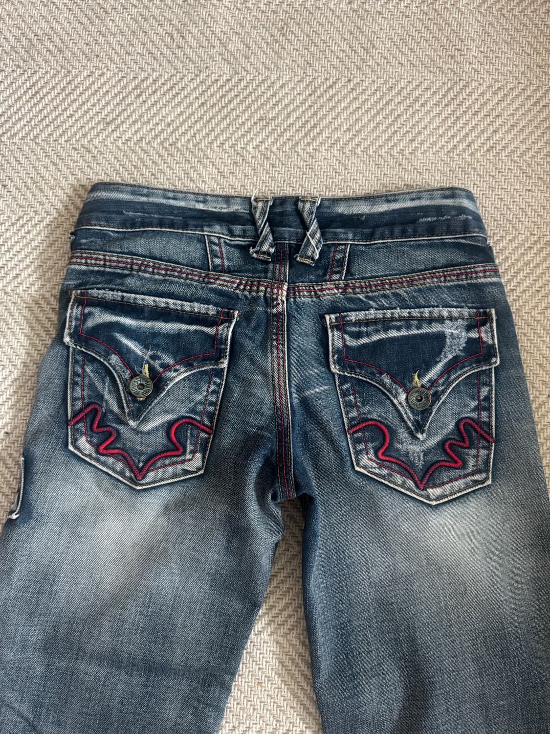 ANNA KERRY JEANS 수퍼로우라이즈 워싱 데님 부츠컷 상품이미지3