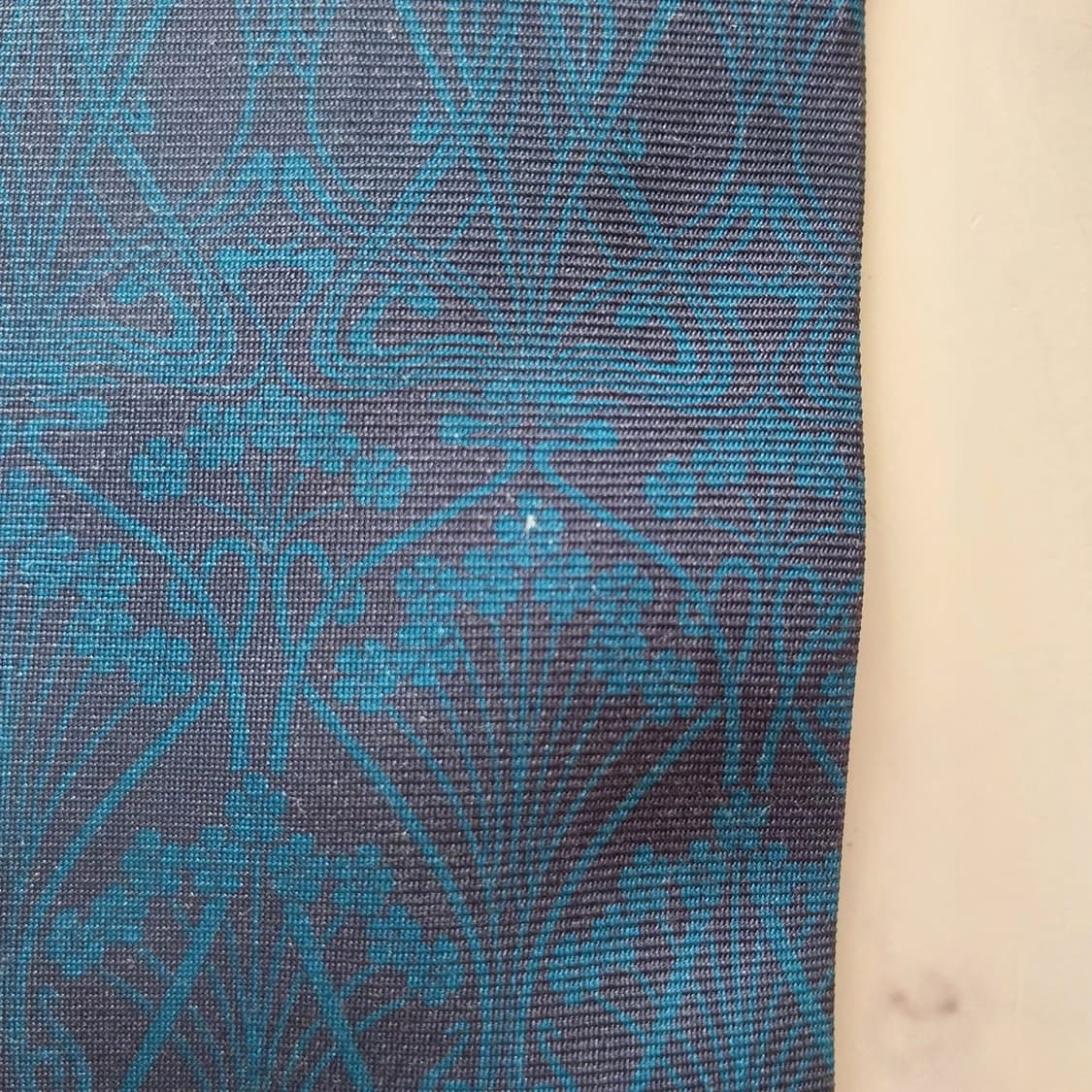 리버티 실크 플로럴 자카드 넥타이 8.5cm A등급 K2014
 상품이미지8