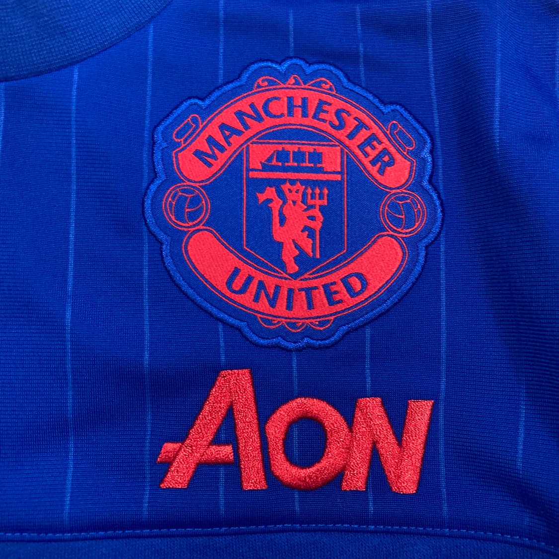 아디다스 맨체스터 유나이티드 로고 쉘탑 상품이미지2