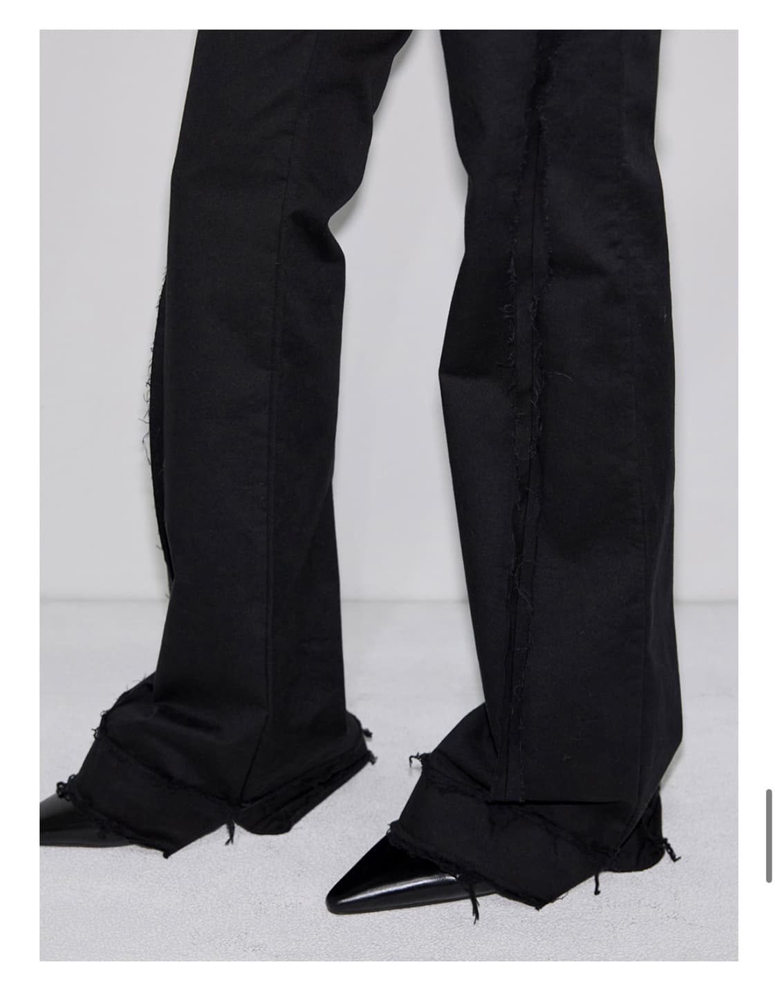 이네기 Bowed Raw Cut Bootcut Pant 상품이미지6