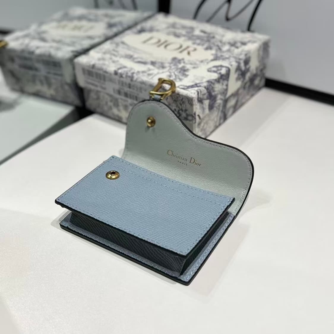 디올 새들 플랩 카드 홀더 그레이 디올 오블리크 자카드
 상품이미지3