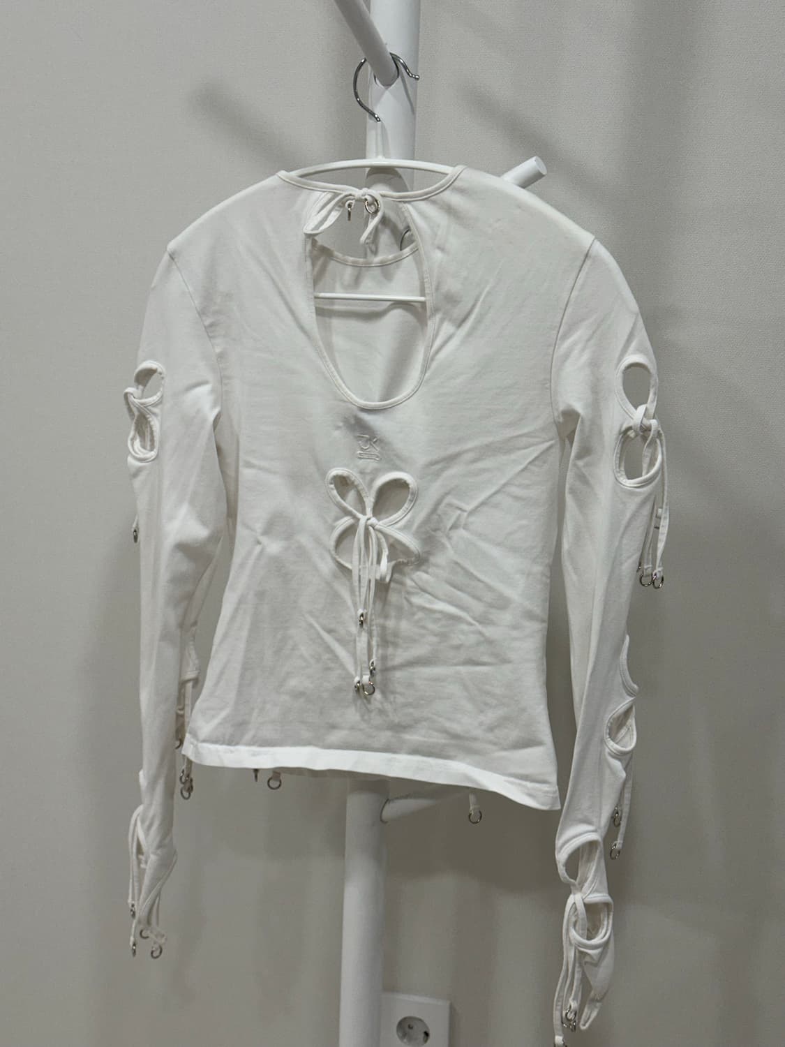 Jkim 화이트 메탈릭 링 티셔츠 상품이미지3