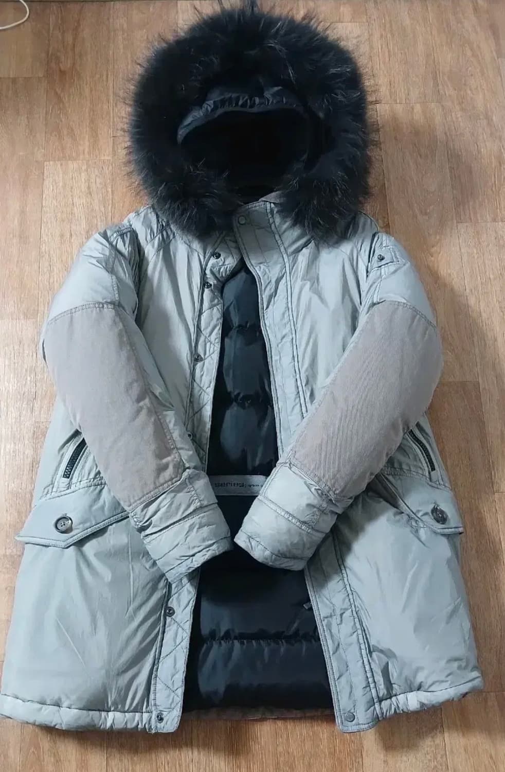 시리즈 나누크 패딩 상품이미지1