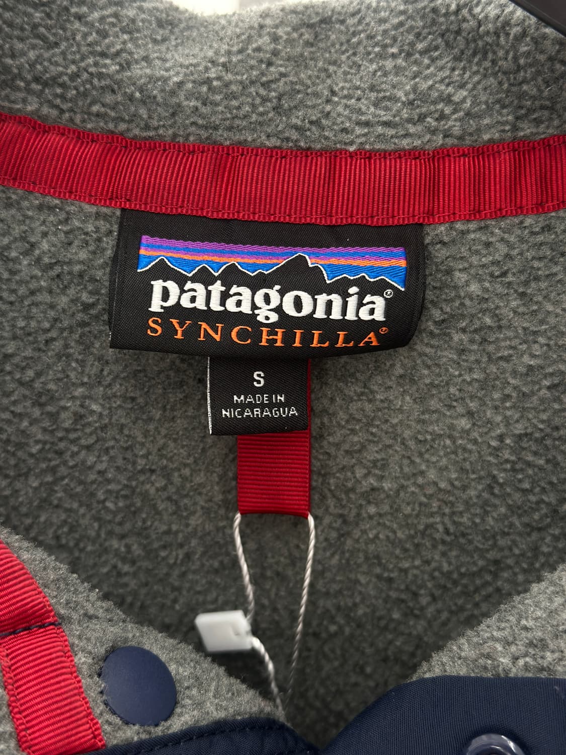 파타고니아 신칠라 그레이/네이비 스냅 플리스  상품이미지7