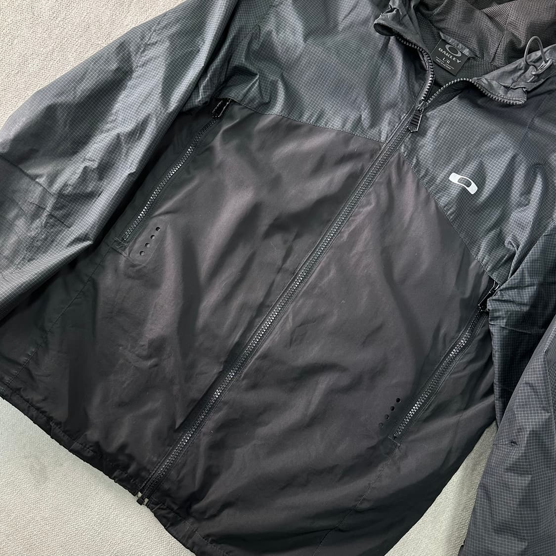 100 오클리 패커블 후드 바람막이 자켓 상품이미지6