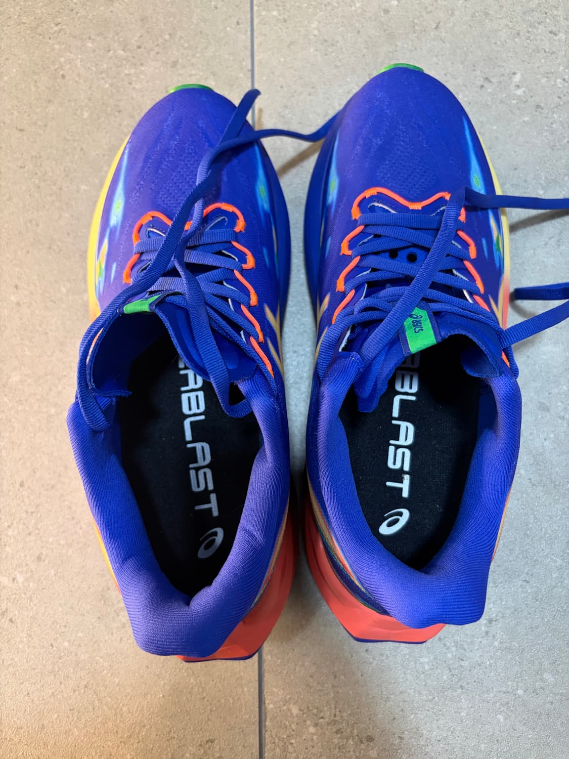 아식스 슈퍼블라스트3 러닝화 265 상품이미지3